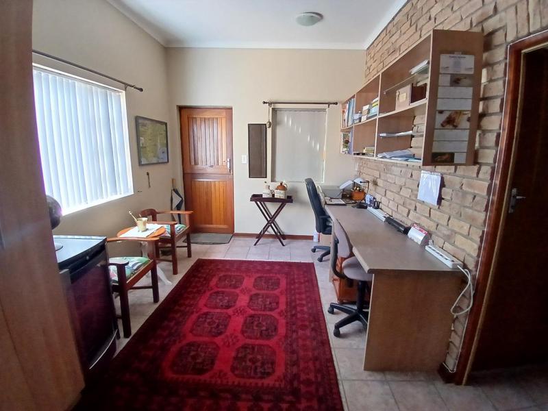 5 Bedroom Property for Sale in Stilbaai Wes Western Cape